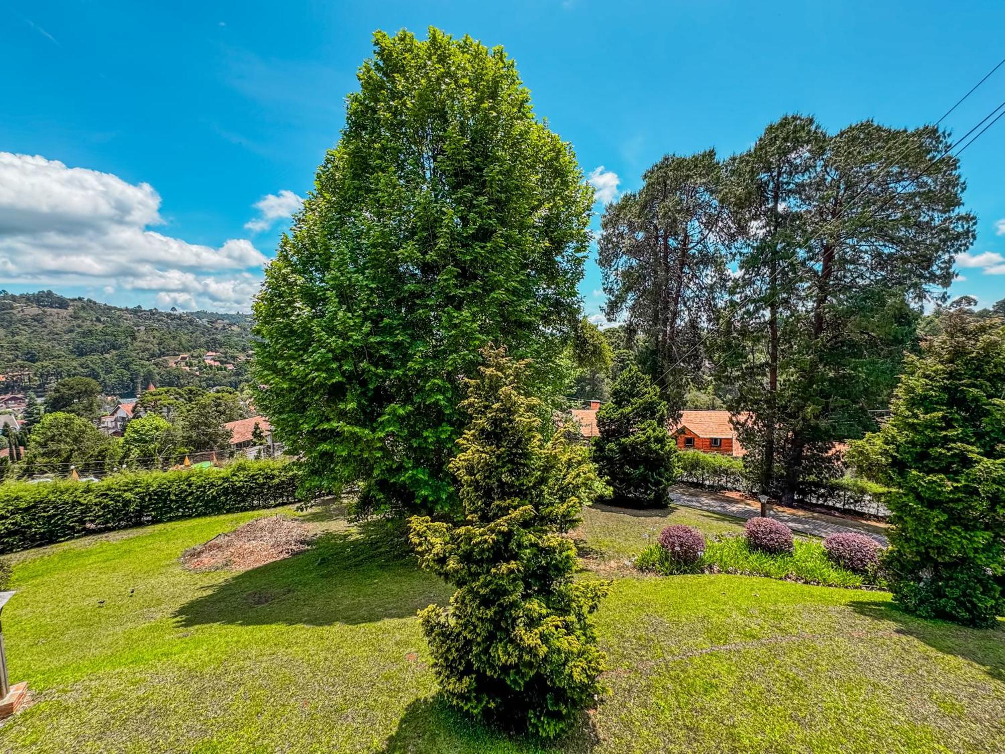 Mansao Nacional Inn Campos do Jordao Luaran gambar