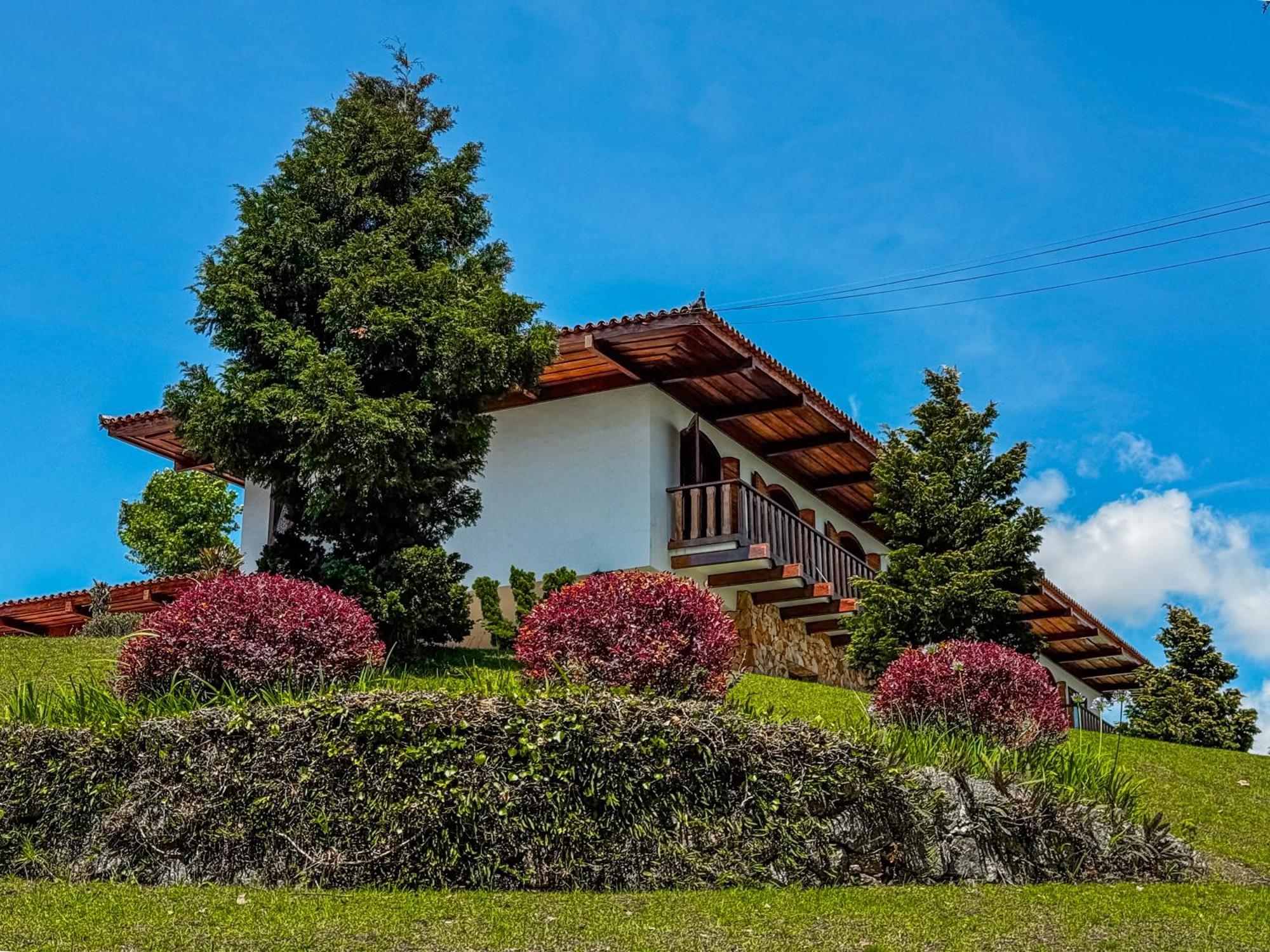 Mansao Nacional Inn Campos do Jordao Luaran gambar