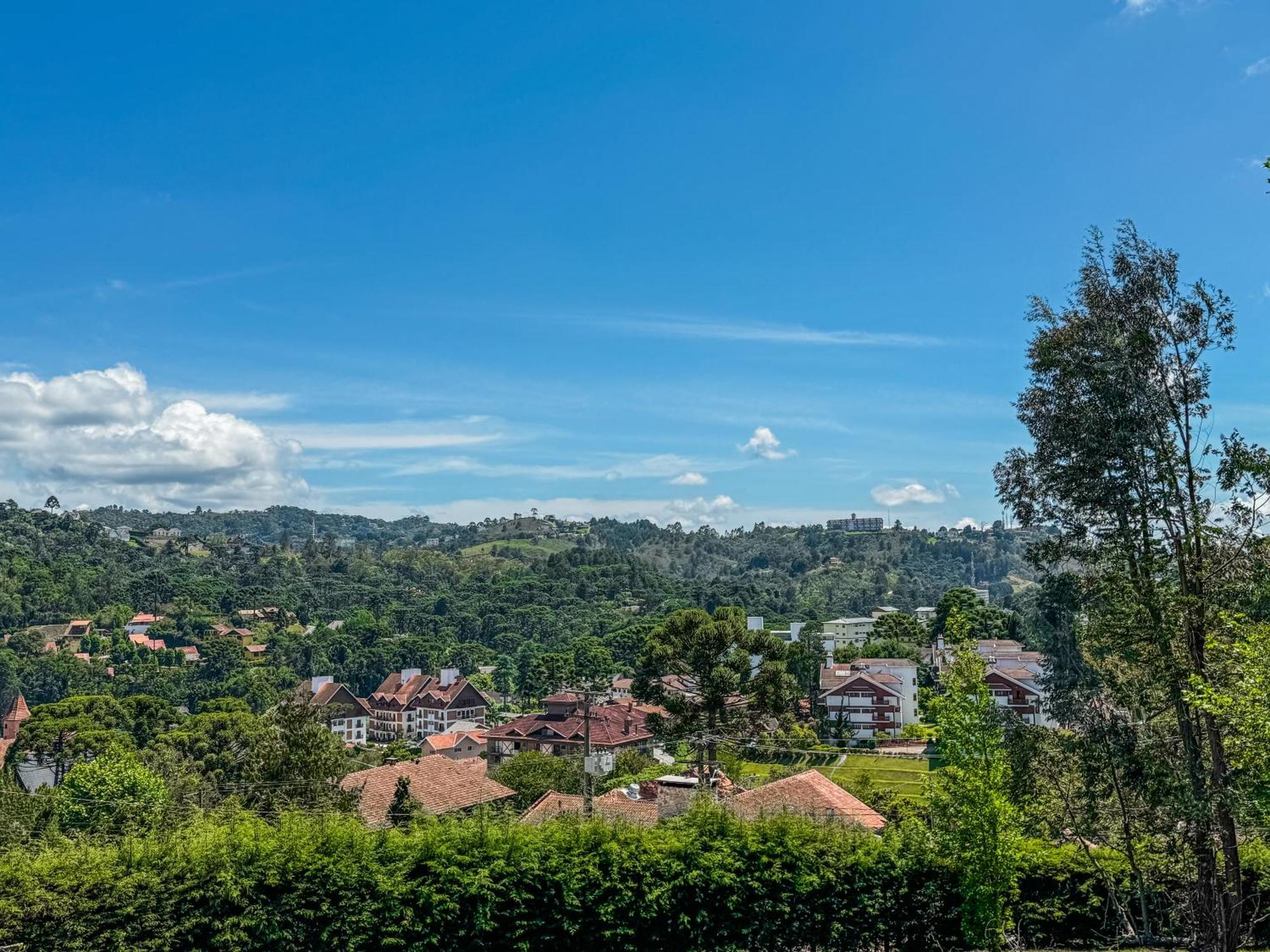 Mansao Nacional Inn Campos do Jordao Luaran gambar