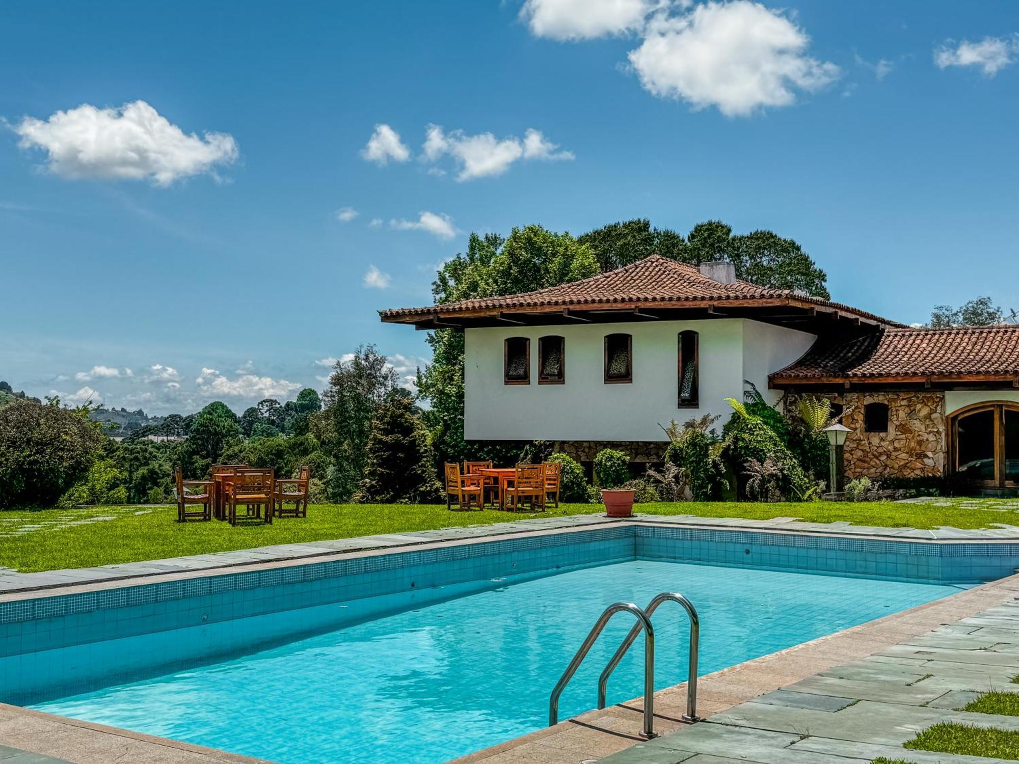 Mansao Nacional Inn Campos do Jordao Luaran gambar