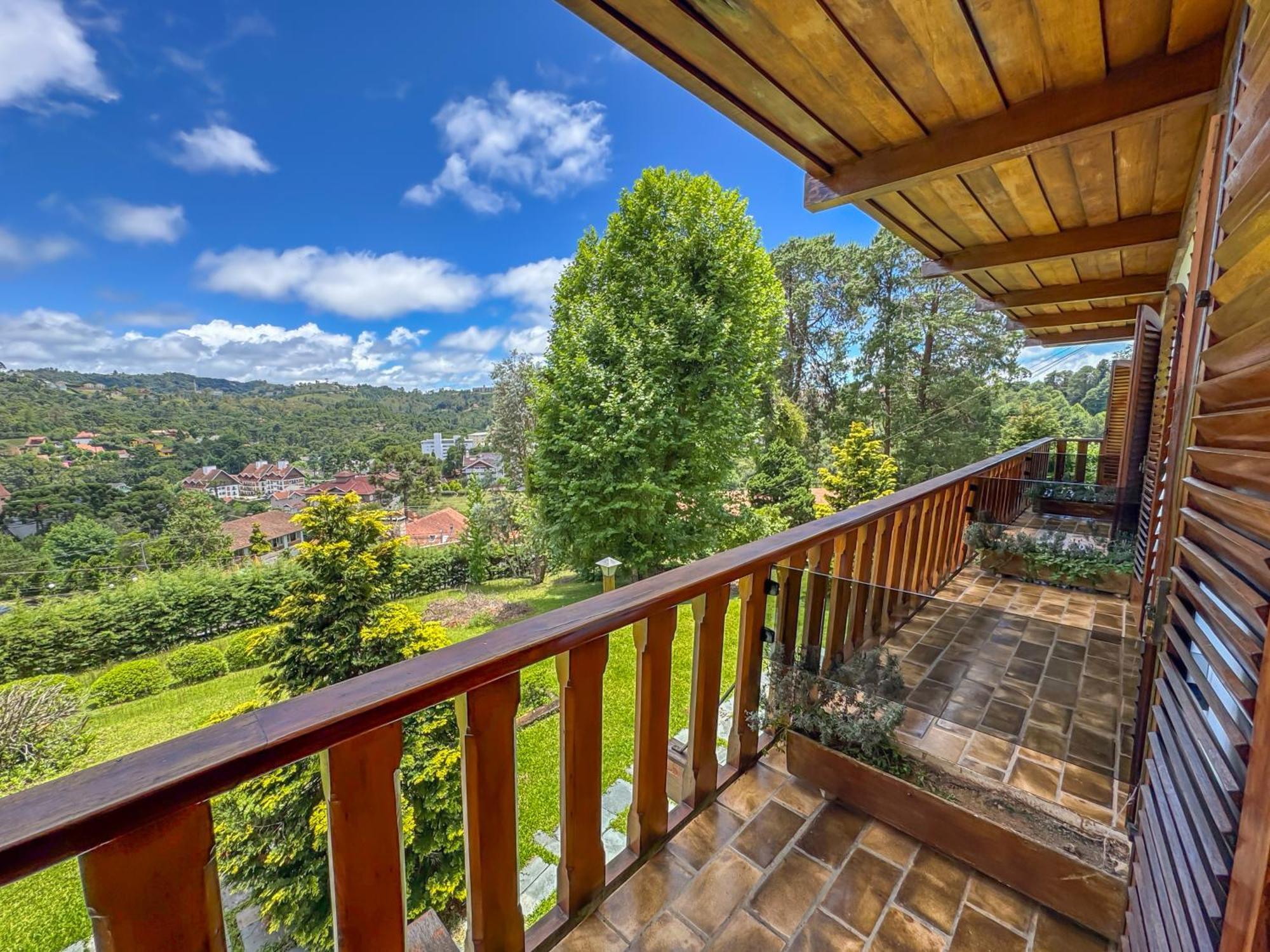Mansao Nacional Inn Campos do Jordao Luaran gambar