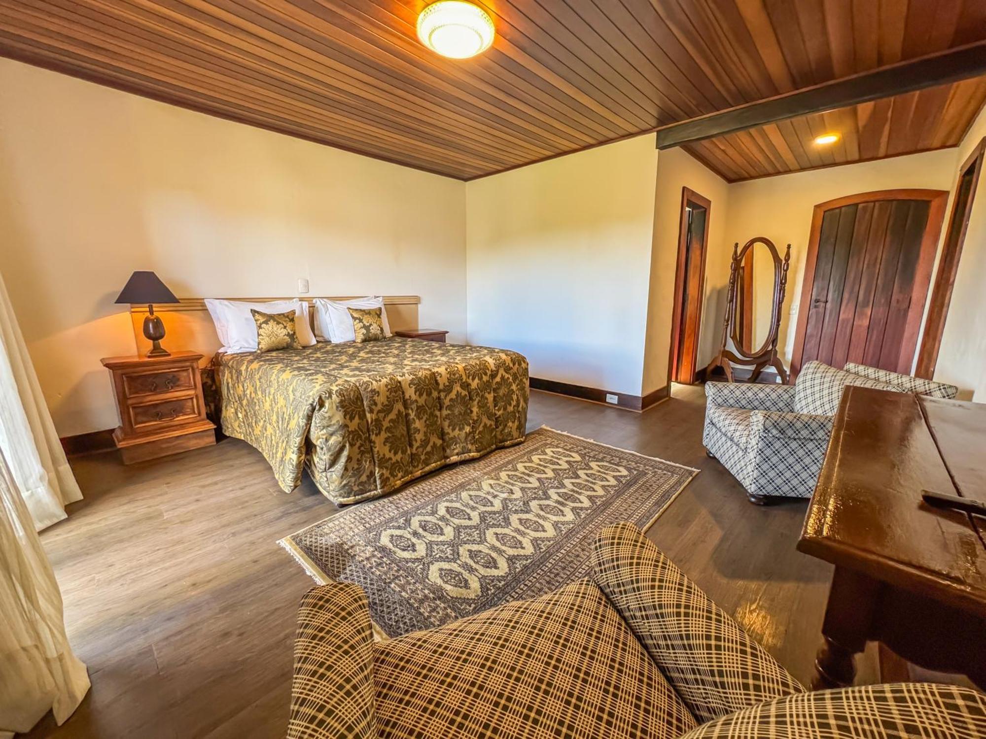 Mansao Nacional Inn Campos do Jordao Luaran gambar