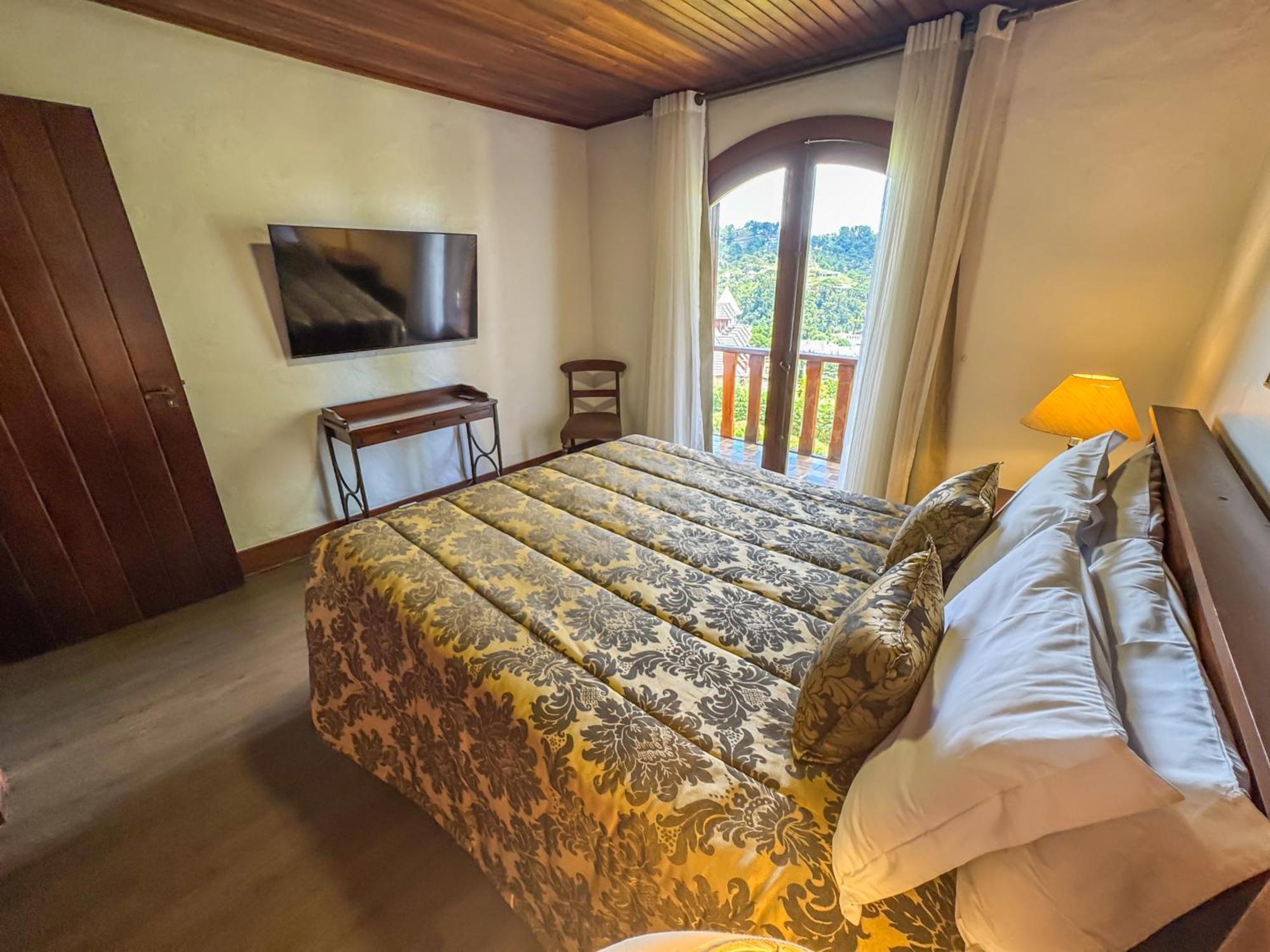 Mansao Nacional Inn Campos do Jordao Luaran gambar